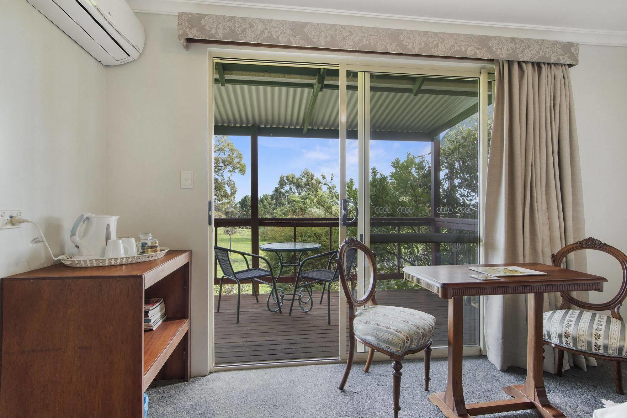 Shambhala Guesthouse Kangaroo Gully Экстерьер фото